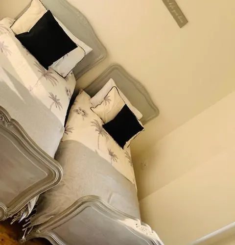 Maison De L'enfant *